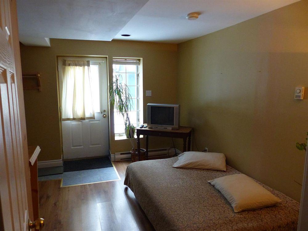 Gite Le Roupillon B&B Mont-Tremblant Eksteriør bilde
