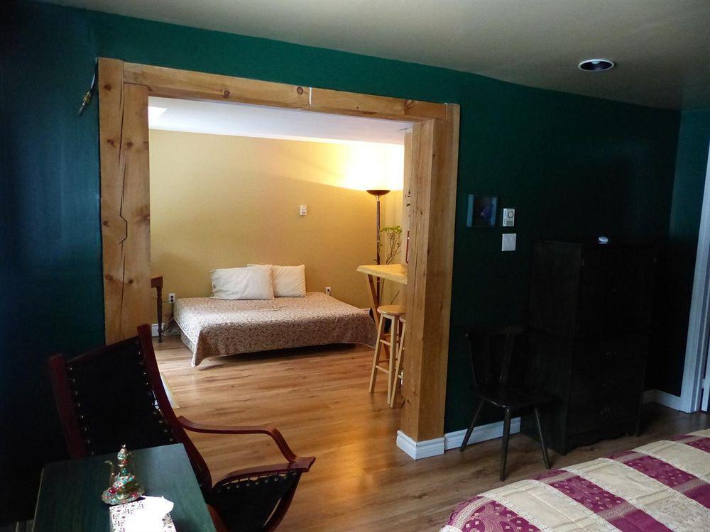 Gite Le Roupillon B&B Mont-Tremblant Eksteriør bilde